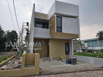 Hunian 2 lantai exclusif tanpa Dp ckp 10jt All in lokasi strategis dicinangka,depok