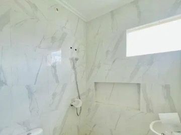 DIJUAL Rumah baru lebar 8 Sutorejo Prima Utara Sby