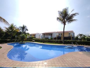 CASA EN VENTA  PORTALES DEL CASTILLO JAMUNDI