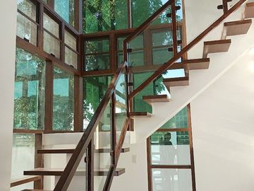 The Brandnew 2 Storey House for Sale in Southpoint Village, Laguna