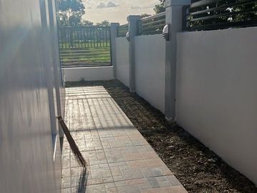The Brandnew 2 Storey House for Sale in Southpoint Village, Laguna
