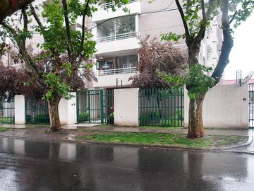 2 Dormitorios + 2 baños +Estacionamiento en San Miguel, Metro Ciudad del Niño.