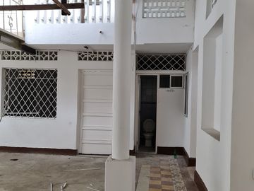 SE VENDE CASA, BARRIO CHACURI, SINCELEJO