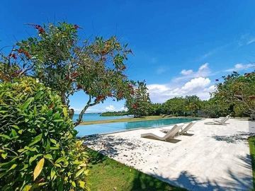 near the beach bongalow house and lot for sale in Aduna Danao Cebu