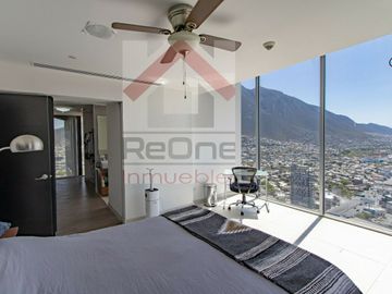 Venta de Penthouse Amueblado en Torre Micropolis Zona Contry Monterrey