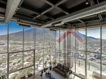Venta de Penthouse Amueblado en Torre Micropolis Zona Contry Monterrey