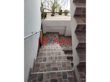 Remato Amplio Departamento En Carabayllo Cerca A Av Universitaria
