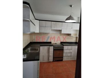 Remato Amplio Departamento En Carabayllo Cerca A Av Universitaria
