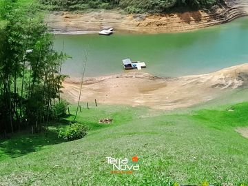 Finca con acceso al embalse en venta El Peñol