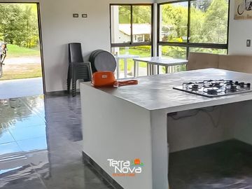 Finca con acceso al embalse en venta El Peñol
