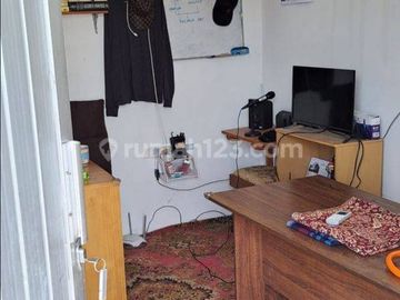 Rumah Siap Huni, Kondisi Bagus, 50 Meter Ke Jalan Raya Utama