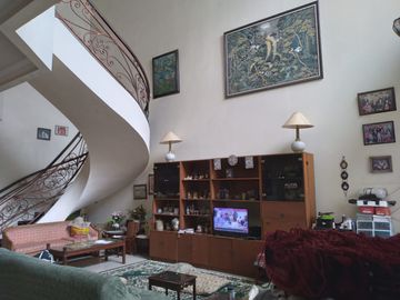 Rumah Siap Huni, Kondisi Bagus, 50 Meter Ke Jalan Raya Utama