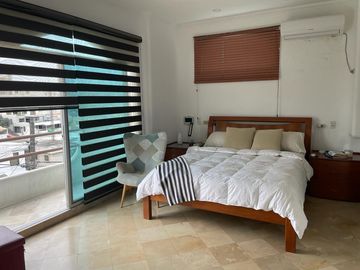 En Venta amplia y moderna casa de 3 dormitorios en Ceibos Norte