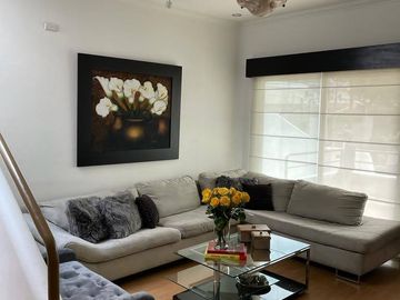 En Venta amplia y moderna casa de 3 dormitorios en Ceibos Norte