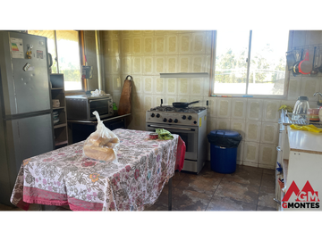 Parcela con casas equipadas en Talca,  Huilquilemu Sur