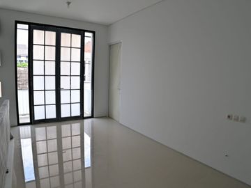 Dijual Rumah Baru Minimalis di Manyar Rejo, Surabaya