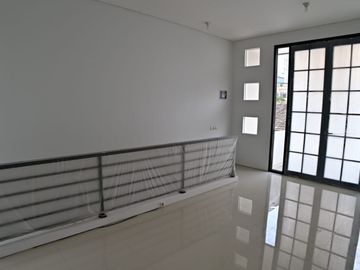 Dijual Rumah Baru Minimalis di Manyar Rejo, Surabaya