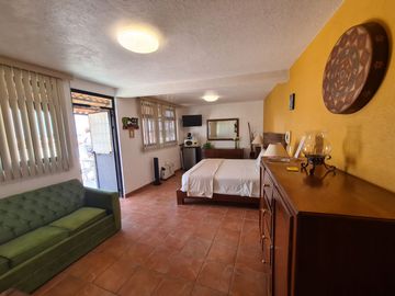 VENTA DE CASA, UBICADOS EN EL CENTRO DE QUERÉTARO.