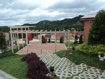 FOR SALE 2 bedroom single attached house in Riverwalk Talamban Cebu