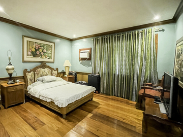 Loyola Grand Villas 6BR House and Lot for Sale, Quezon City near Woodridge Heights