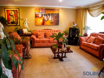 Casa en rio Amarillo, Cuenca de 4 habitaciones