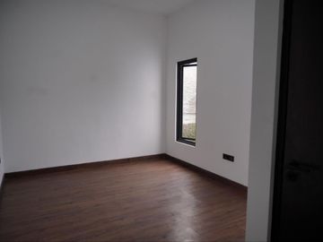 DIJUAL RUMAH KEKINIAN STRATEGIS DI KOMPLEK ARCAMANIK ENDAH KOTA BANDUNG