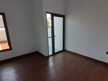 DIJUAL RUMAH KEKINIAN STRATEGIS DI KOMPLEK ARCAMANIK ENDAH KOTA BANDUNG