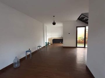DIJUAL RUMAH KEKINIAN STRATEGIS DI KOMPLEK ARCAMANIK ENDAH KOTA BANDUNG