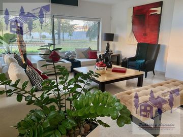 PARAISO COUNTRY CLUB CASA EN VENTA CON RECAMARA EN PLANTA BAJA