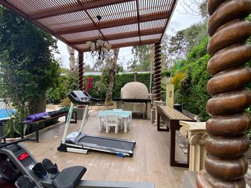 EXCLUSIVA CASA DE CAMPO CON PISCINA Y GRAN ÁREA SOCIAL EN FUNDO PASO CHICO, LURÍN