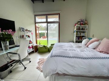 EXCLUSIVA CASA DE CAMPO CON PISCINA Y GRAN ÁREA SOCIAL EN FUNDO PASO CHICO, LURÍN