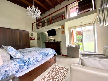 EXCLUSIVA CASA DE CAMPO CON PISCINA Y GRAN ÁREA SOCIAL EN FUNDO PASO CHICO, LURÍN