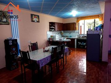 Casa con terreno de venta en Cotacachi