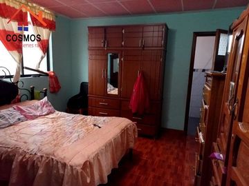 Casa con terreno de venta en Cotacachi