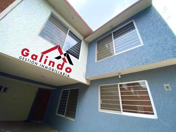 CASA USADA EN VENTA CENTRO DE BANDERILLA COCHERA 3 RECAMARAS