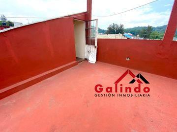 CASA USADA EN VENTA CENTRO DE BANDERILLA COCHERA 3 RECAMARAS