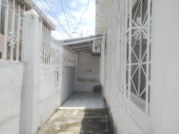 CASA DE VENTA   FLORESTA 1, SUR DE GUAYAQUIL, GUAYAS