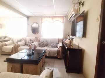 CASA DE VENTA   FLORESTA 1, SUR DE GUAYAQUIL, GUAYAS