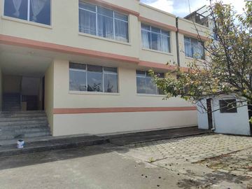 Casa 2 Apartamentos Independientes en la av. Maldonado en el sector Comercio