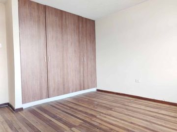 Casa 2 Apartamentos Independientes en la av. Maldonado en el sector Comercio