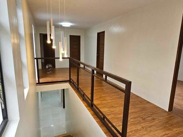 Newly Renovated Corner House with 4BR+ 1  with 3 car garage
