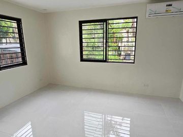 Newly Renovated Corner House with 4BR+ 1  with 3 car garage