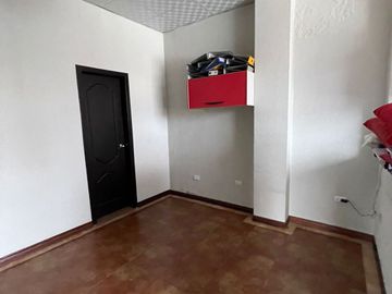 EDIFICIO COMERCIAL EN VENTA SECTOR SANGOLQUI