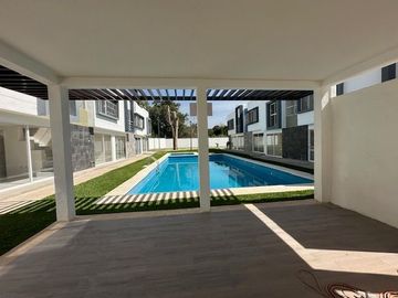VENTA DE CASA CON ALBERCA EMILIANO ZAPATA