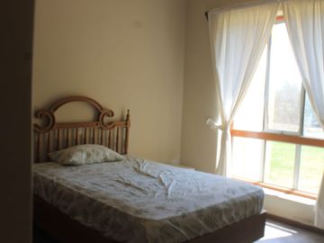 LINDA CASA DE CAMPO CON GRAN PISCINA  EN CONDOMINIO LA TOSCANA, CAÑETE