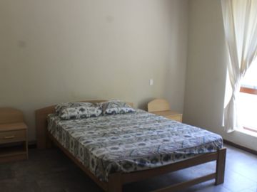 LINDA CASA DE CAMPO CON GRAN PISCINA  EN CONDOMINIO LA TOSCANA, CAÑETE
