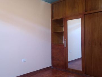 EN VENTA AMPLIO DEPARTAMENTO EN CHILLOGALLO SUR DE QUITO