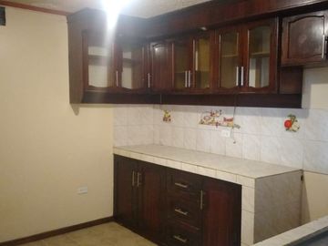 EN VENTA AMPLIO DEPARTAMENTO EN CHILLOGALLO SUR DE QUITO