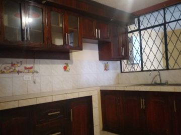 EN VENTA AMPLIO DEPARTAMENTO EN CHILLOGALLO SUR DE QUITO