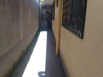 EN VENTA AMPLIO DEPARTAMENTO EN CHILLOGALLO SUR DE QUITO